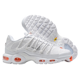 Tênis Nike Air Max Plus Utility White & Safety Orange